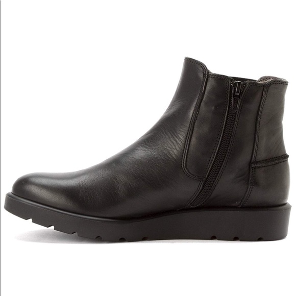 Black Leather Hidden Wedge Chelsea Ankle Booties - Picture 3 of 4